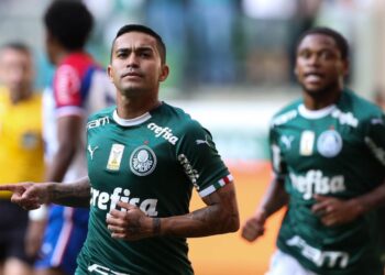 Dudu e Luiz Adriano (Divulgação/Palmeiras/César Grecco)