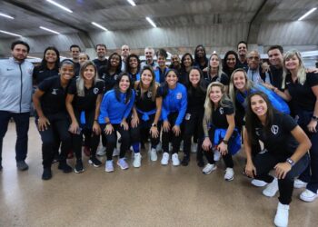 Corinthians feminino troca de hotel devido onda de protestos no Equador (Crédito: Twitter)