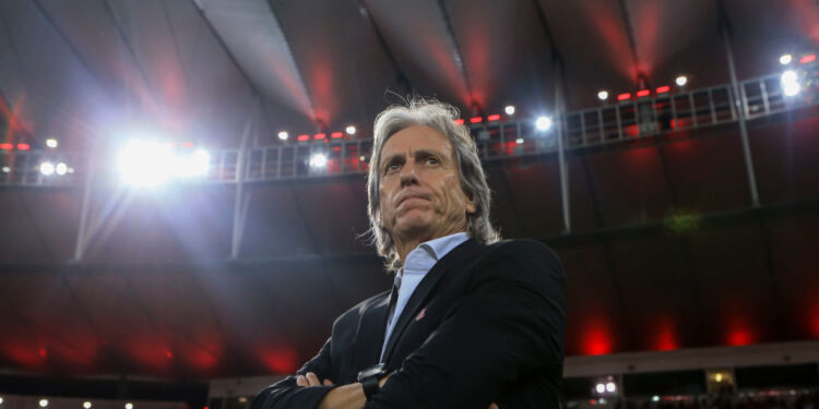 Jorge Jesus recebe familiares na grande semifinal da Libertadores 2019 (Crédito: GettyImages)