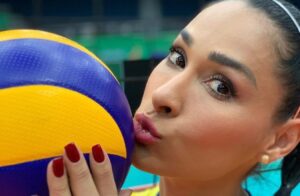 Jaqueline posta histórias inusitadas de fãs (Crédito: Instagram)