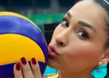 Jaqueline posta histórias inusitadas de fãs (Crédito: Instagram)