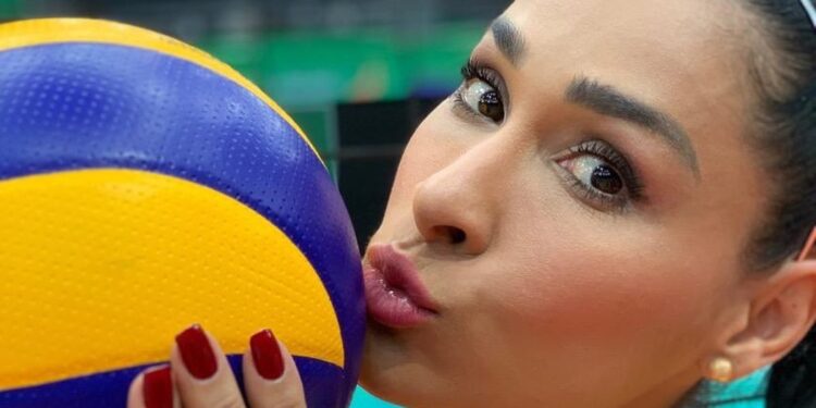 Jaqueline posta histórias inusitadas de fãs (Crédito: Instagram)