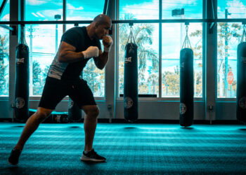 Junior Cigano está se recuperando da infecção na perna direita (Crédito: Instagram)