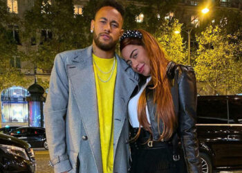 Neymar recebe a visita da irmã em Paris (Crédito: Instagram)