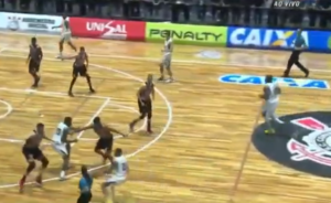 São Paulo atropela Corinthians no NBB (Crédito: Youtube)