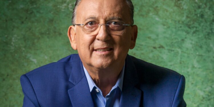 Galvão Bueno está consciente e bem disposto (Crédito: Globo/João Cotta)