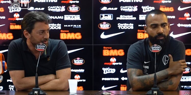 Treinador agradeceu a oportunidade que recebeu de comandar o clube (Crédito: Transmissão Corinthians TV)