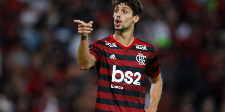 Rodrigo Caio fugiu de polêmicas sobre cansaço e desgaste do elenco (Crédito: GettyImages)