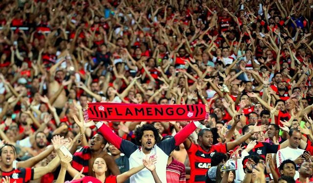 Torcida do Flamengo passa por situação tensa em caravana (Crédito: GettyImages)