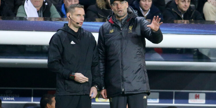 Klopp, treinador do Liverpool, disse que a chuva o preocupa mais que tudo (Crédito: GettyImages)