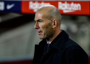 Zidane busca mais um jovem para o setor de ataque (Crédito: GettyImages)