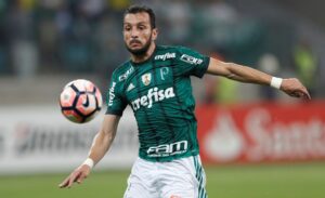 Zagueiro anunciou a aposentadoria recentemente (Crédito: GettyImages)
