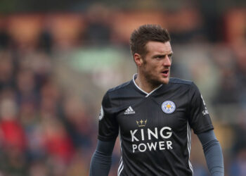 Vardy, que está no Leicester desde 2012, é o quarto maior artilheiro da história do clube (Crédito: Getty Images)