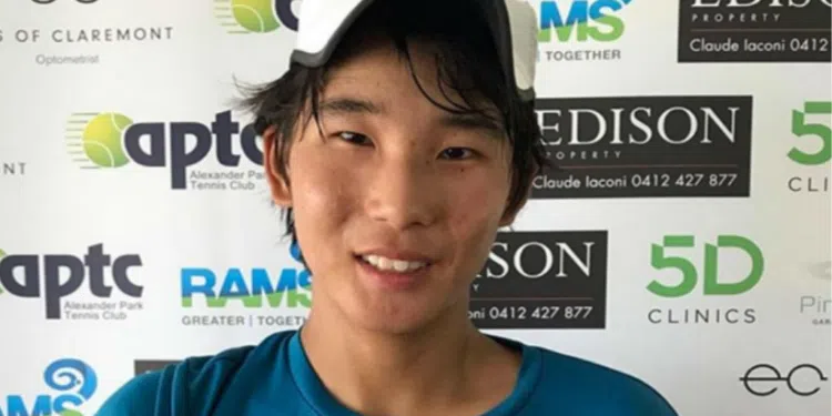 Tenista australiano de 15 anos morre depois de passar mal durante treino (Crédito: Divulgação/Tennis Australia)