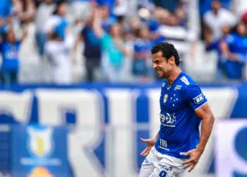 Segundo emissora, Fred não volta ao Flu e renova com a Raposa (Crédito: GettyImages)