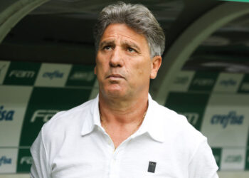 Renato Gaúcho passou por cirurgia na manhã deste sábado, 11 (Crédito: GettyImages)