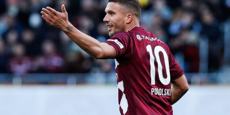 Podolski está livre no mercado (Crédito: Getty Images)