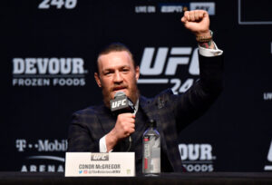 Conor McGregor se prepara para voltar para o UFC (Crédito: Getty Images)