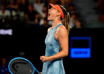 Sharapova também recebeu o prêmio de Humanitária do ano pela WTA em 2008 (Crédito: Ben Solomon/Tennis Australia)