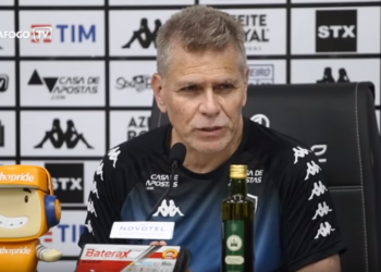 Touré pode assinar com o Fogão ainda nesta quinta-feira, 20 (Crédito: Transmissão / Botafogo TV)
