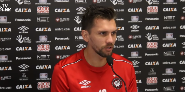 Paulo André em entrevista coletiva (Crédito: Transmissão CAP TV)