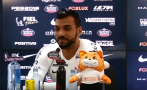 Corinthians inscreve Michel Macedo no Campeonato Paulista (Crédito: reprodução/YouTube)