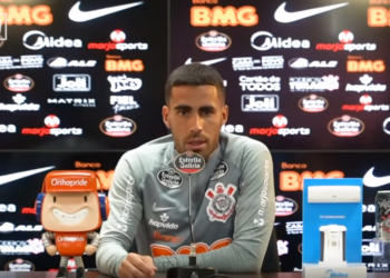 Gabriel analisou o momento do Corinthians (Crédito: Transmissão TV Corinthians)