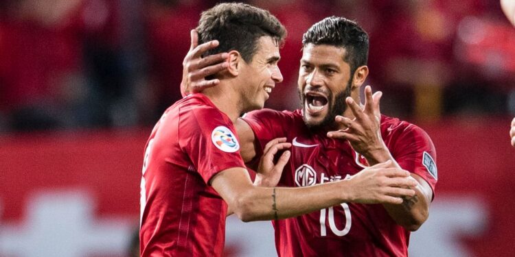 Epidemia pode fazer com que brasileiros voltem ao país (Crédito: Getty Images)