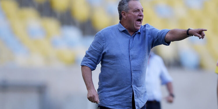 Abel vive pressão após eliminação na Taça Guanabara (Crédito: GettyImages)