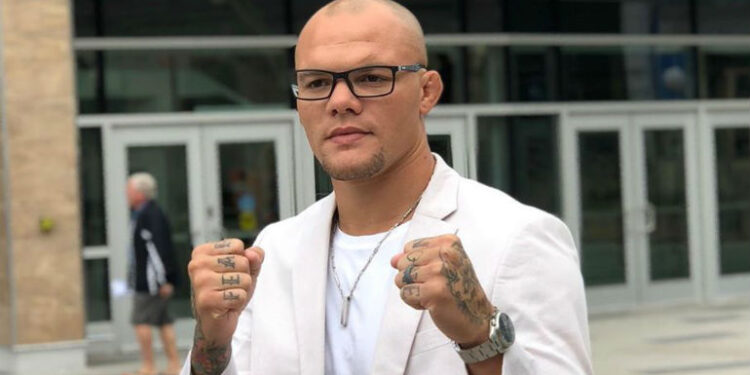 Anthony Smith (Crédito: Instagram)