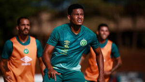 Zagueiro Joilson (Crédito: Marcio Cunha/ACF)