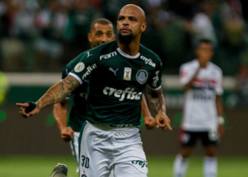 Ao justificar lance perigoso, Felipe Melo cutuca jogador do Corinthians (Crédito: GettyImages)