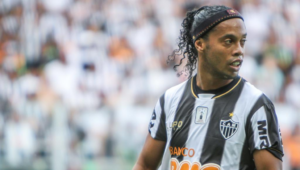 Ronaldinho Gaúcho deixou o Flamengo e seguiu para o Atlético-MG depois desse episódio (Crédito: Bruno Cantini/ Clube Atlético Mineiro)