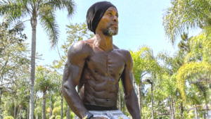 "Corpo rasgado" de Zé Roberto repercute na imprensa internacional (Crédito: Instagram)