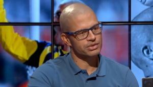 Alex em entrevista ao jornalista André Henning (Crédito: Transmissão Esporte Interativo)