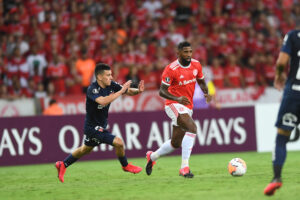 Rodinei deixou o Flamengo neste ano (Crédito: Ricardo Duarte / Internacional)