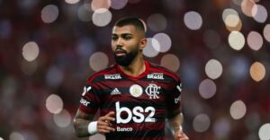 Gabigol em ação com a camisa do Flamengo (Crédito: GettyImages)
