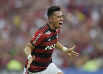 Uribe custou caro aos cofres do Santos (Crédito: GettyImages)