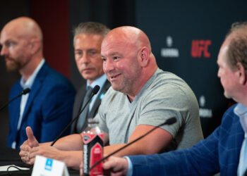 Dana White é acionado por suposta quebra de acordo após extorsão por vídeo de sexo (Crédito: GettyImages)