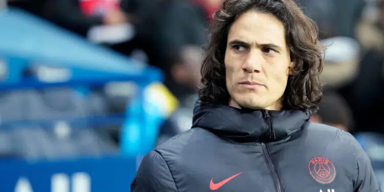 Cavani segue com futuro indefinido (Crédito: GettyImages)