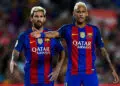 Messi e Neymar jogaram juntos por quatro anos e conquistaram dez títuos com o Barcelona (Crédito: Getty Images)