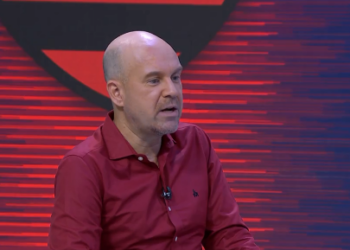 Comentarista questiona acordo entre Flamengo e Jorge Jesus (Crédito: Transmissão/ SporTV)