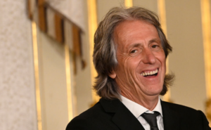 Interesse alemão em treinador do Porto interfere em renovação de Jorge Jesus com o Flamengo (Crédito: Getty Images)