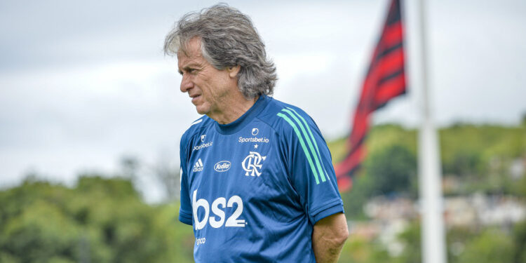 Veja detalhes do contrato do Flamengo com o Jorge Jesus (Crédito: Marcelo Cortes / Flamengo)