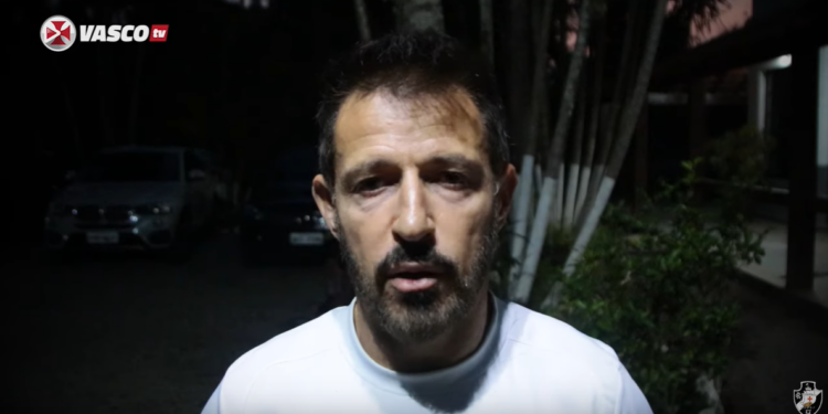 Ramon está otimista (Crédito: Transmissão/ Vasco TV)