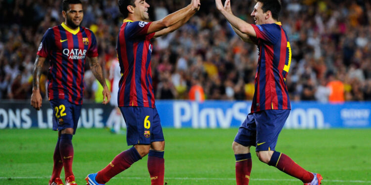 Messi e Xavi foram companheiros de equipe entre 2004 e 2015 (Crédito: Getty Images)