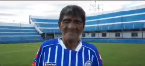 Morre torcedor do Godoy Cruz que doou prêmio da loteria ao clube (Crédito: Transmissão Twitter)