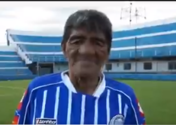 Morre torcedor do Godoy Cruz que doou prêmio da loteria ao clube (Crédito: Transmissão Twitter)