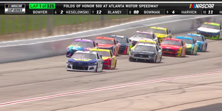 Provas voltarão a receber espectadores gradativamente (Crédito: Transmissão Youtube Nascar)