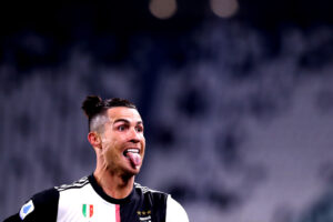 Modric relata em biografia briga que deixou Cristiano Ronaldo "à beira das lágrimas" com Mourinho (Crédito: GettyImages)